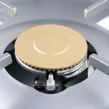 Плита настольная газовая Следопыт-Magma со сковородой и крышкой, диаметр 26 см